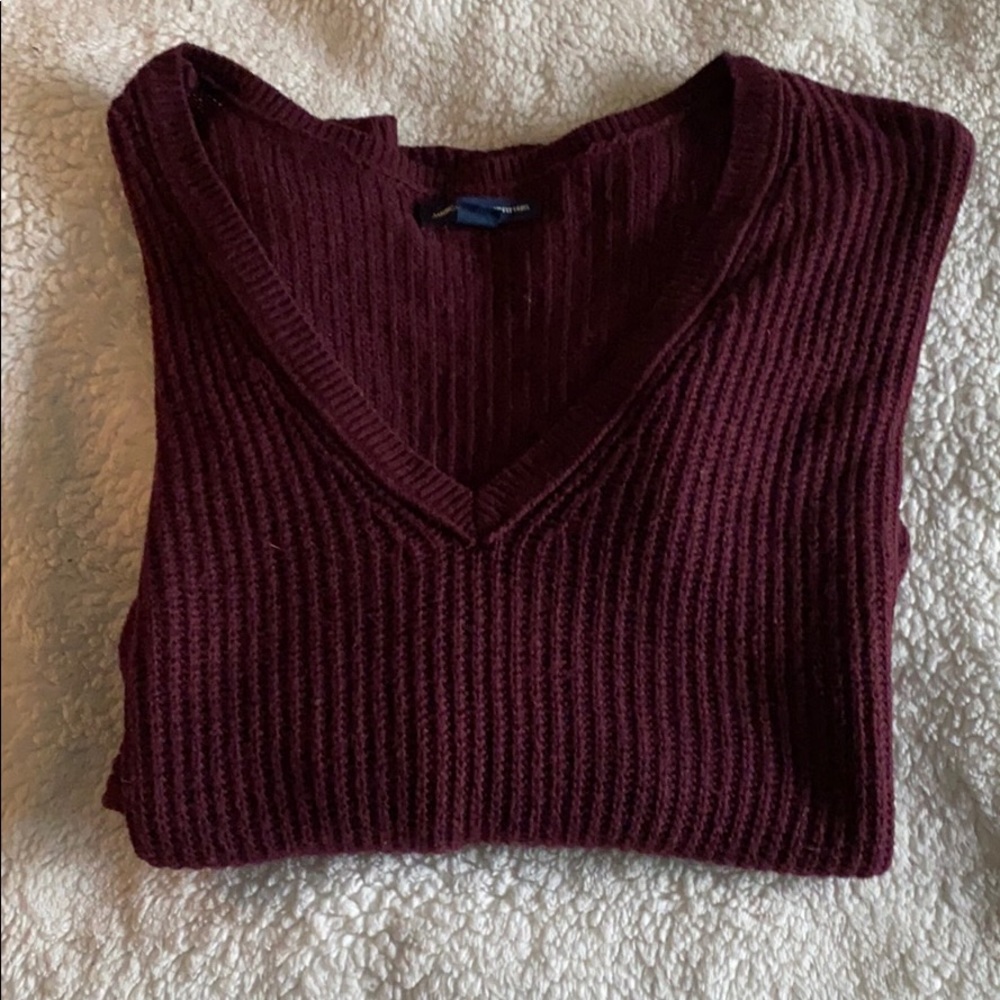 AE v-neck sweater